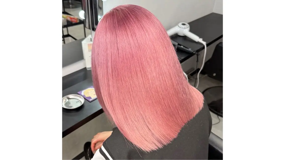 ミディアム カラー ベージュカラー ブリーチ ケアブリーチ ハイトーンカラー ピンクカラー カット ヘアカラー トリートメント ryuto/ブリーチ /髪質改善カラーのヘアスタイル