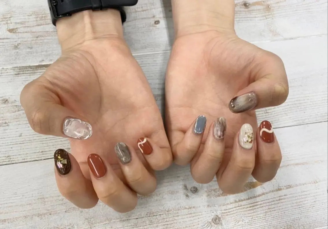 ネイル ネイルサロンリベラ 金山店　水野のネイルデザイン