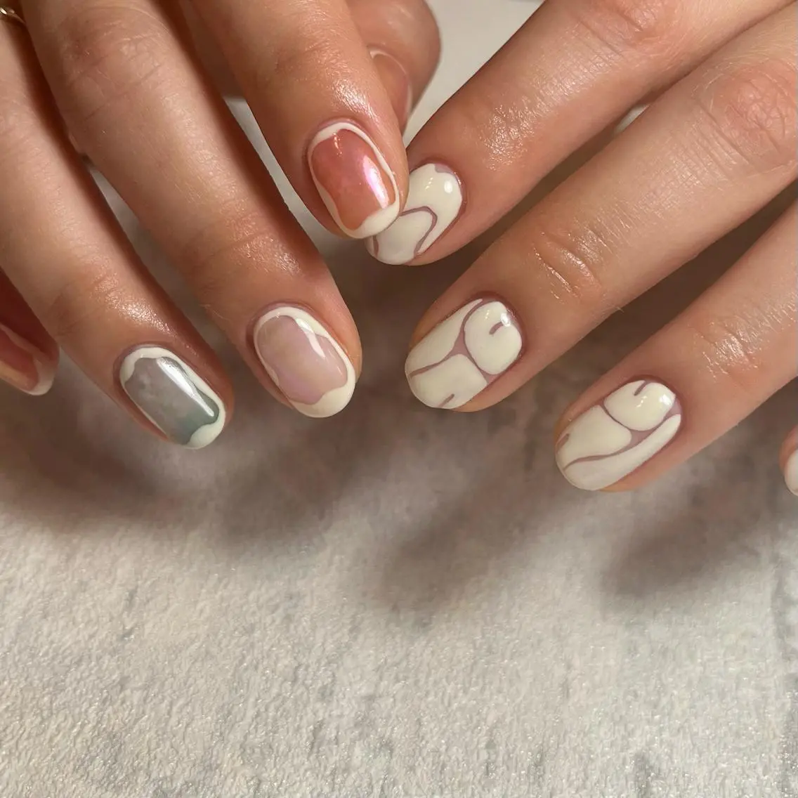 ネイル アートネイル 持ち込み ハンドネイル 【うるちゅるnail 】🩰maiのネイルデザイン