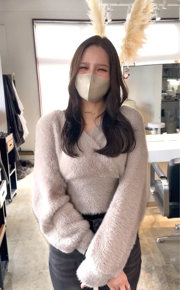 セミロング カット ヘアカラー トリートメント 手塚 亮汰のヘアスタイル