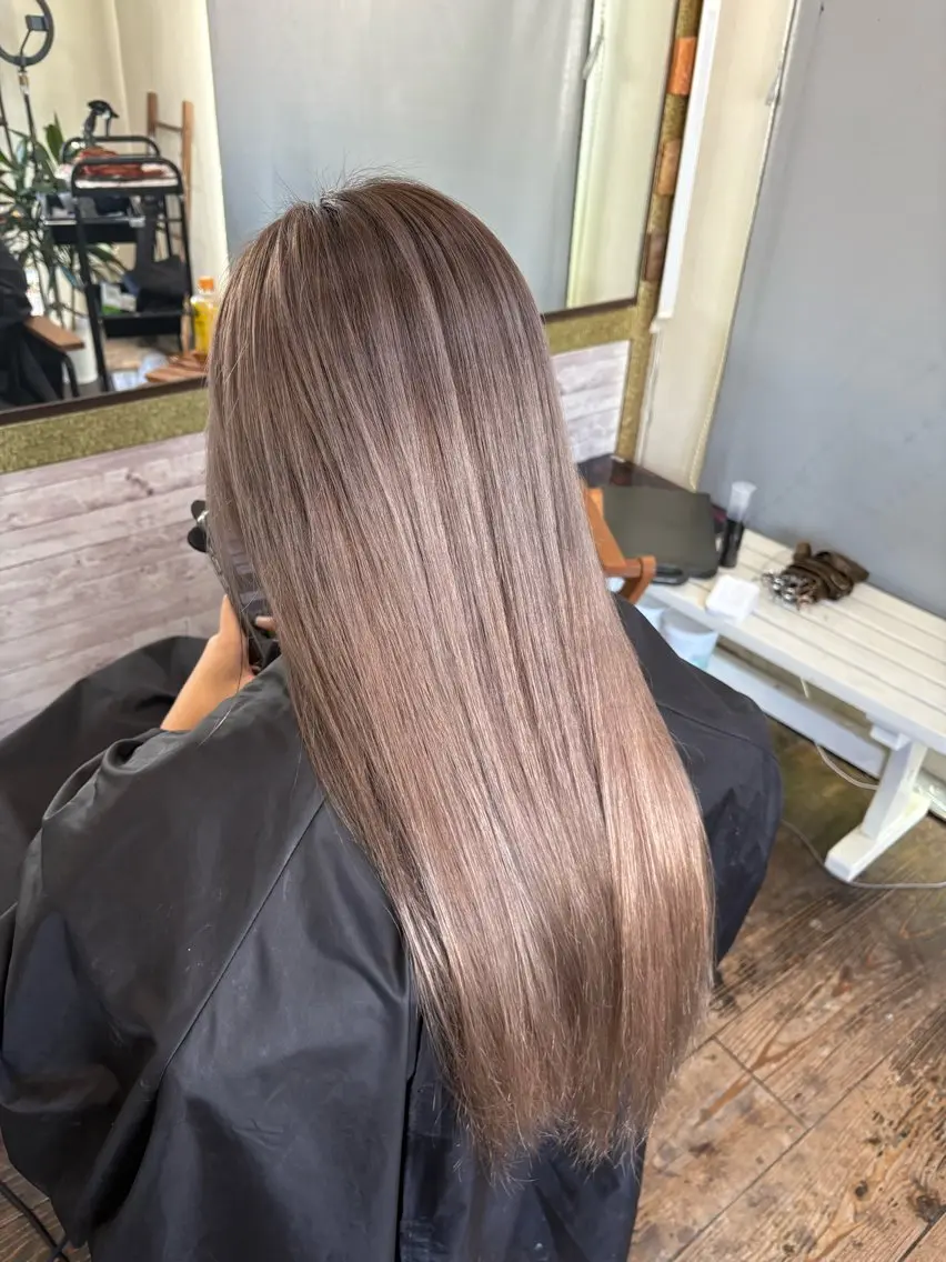 カラー ヘアカラー 渡辺 健太のヘアスタイル