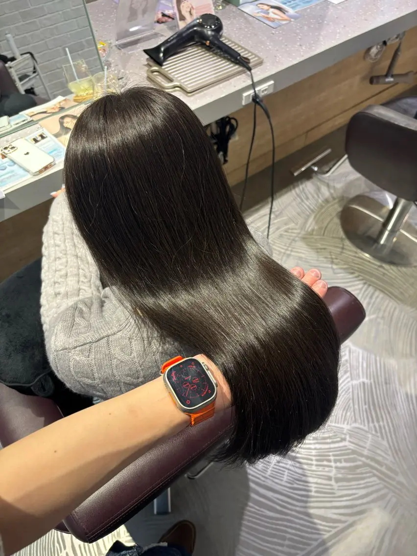 ミディアム カラー ブリーチ 透明感カラー 卒業式のヘアスタイル トリートメント ボブ/レイヤー/丸み ショート/遠藤龍雅のヘアスタイル
