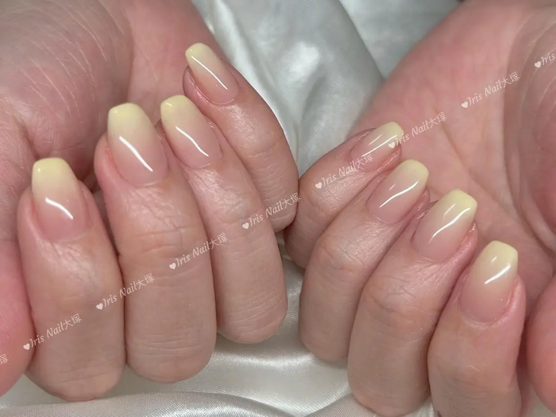 ネイル ハンドネイル ハンドケア 🍒IRIS Nail🌸のネイルデザイン