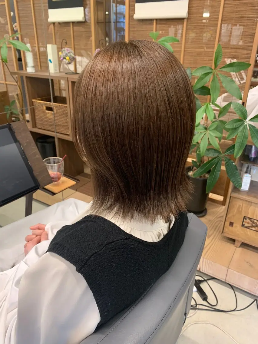 ミディアム カット ヘアカラー ヘッドスパ 小島 千春のヘアスタイル