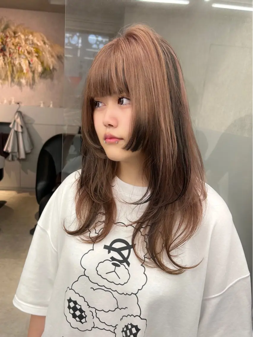 ミディアム カラー ヘアアレンジ カット ヘアカラー fumika🎀 ベージュのヘアスタイル