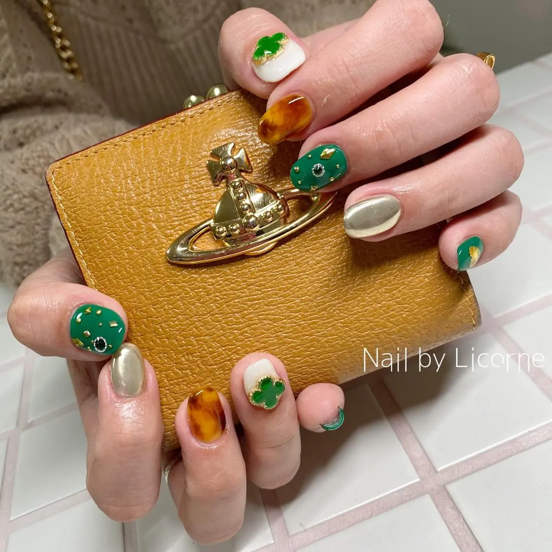 ネイル アートネイル オーロラネイル フレンチネイル 氷ネイル・うるうるネイル マグネットネイル ハンドネイル Nail by Licorneのネイルデザイン
