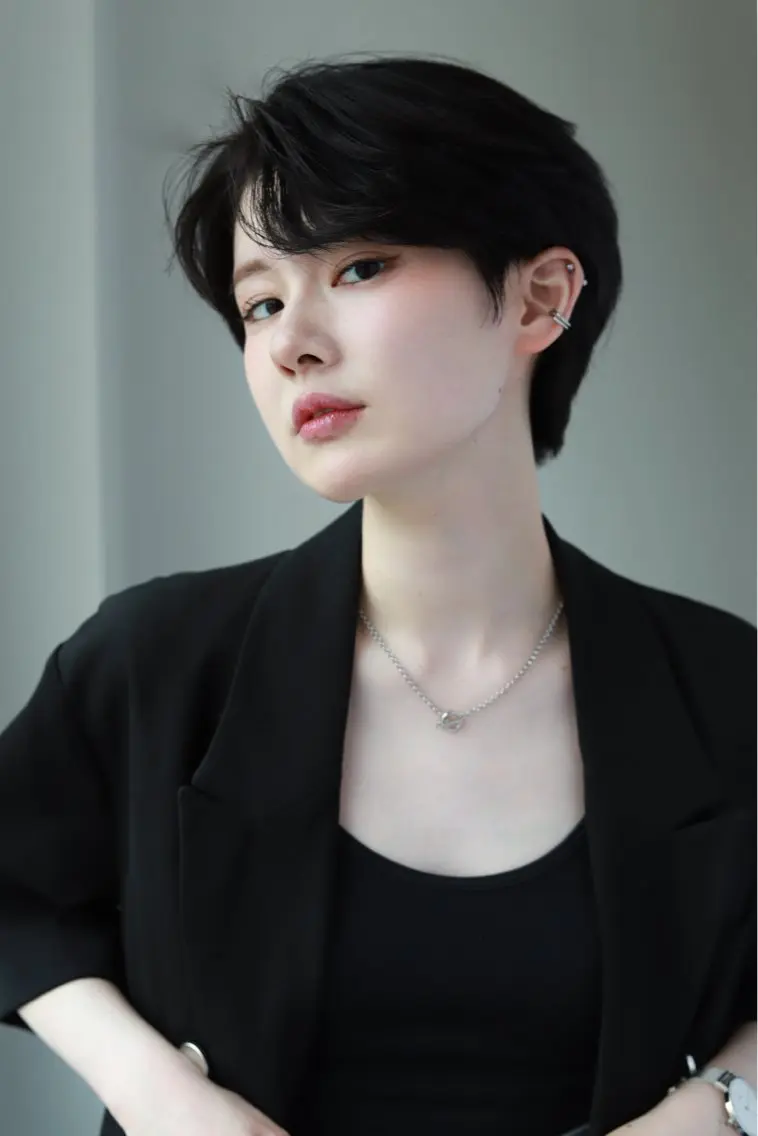 ショート カット 縮毛矯正 楠原 透羽のヘアスタイル