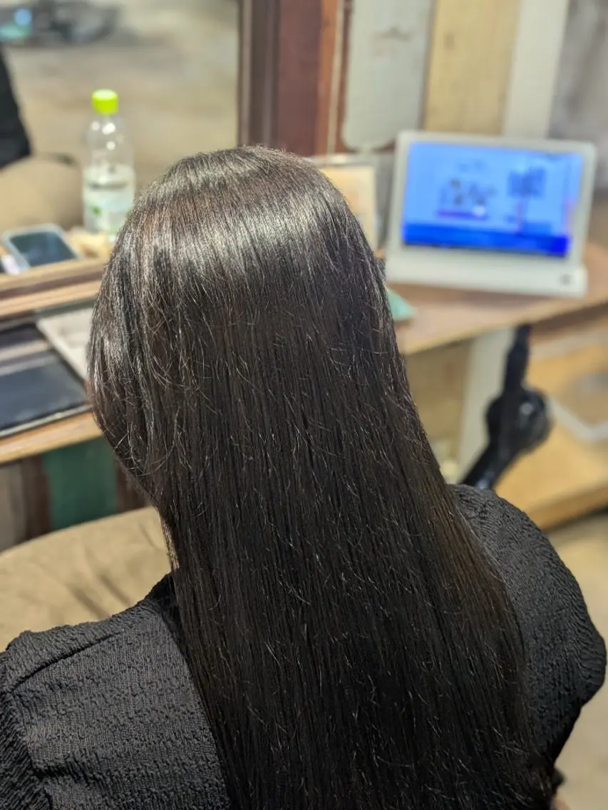 セミロング 谷岡 沙也佳のヘアスタイル