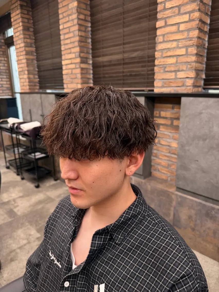 パーマ メンズ カット パーマ ツイスパ/シャドウ MANARUのヘアスタイル