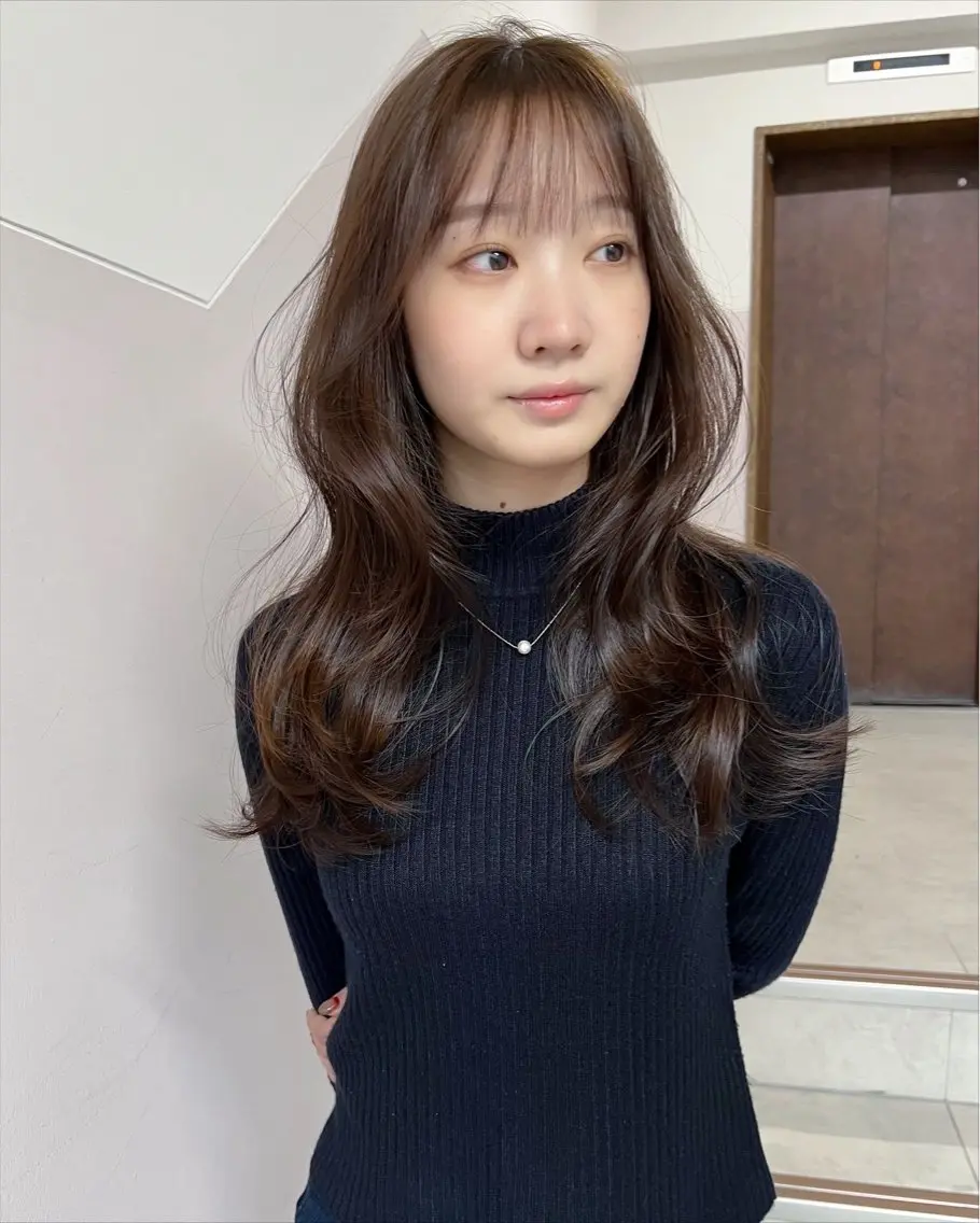 セミロング カラー ベージュカラー ブリーチ ミルクティーベージュ ブリーチなしカラー カット ヘアカラー トリートメント 樫原裕二/レイヤー カット/透明感カラーのヘアスタイル