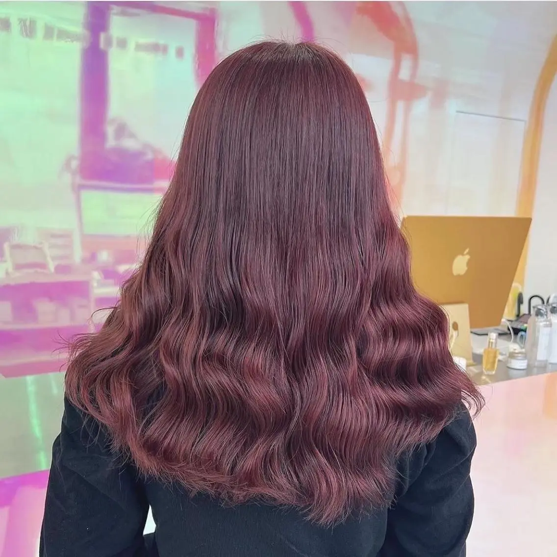 ロング カラー ヘアアレンジ ヘアカラー トリートメント ブリーチなしの達人 🌈KAITOのヘアスタイル