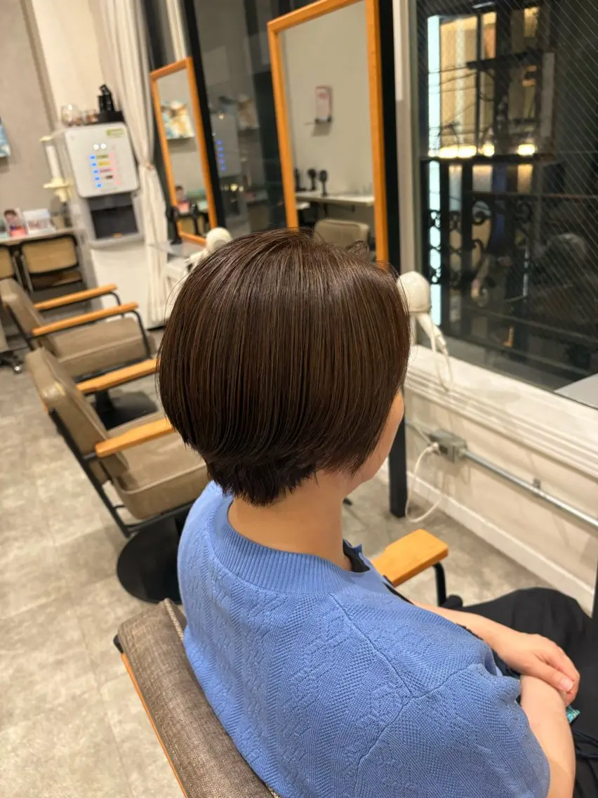 ショート ハイライト ヘアカラー ASU/Wカラー /ナチュラルカラーのヘアスタイル