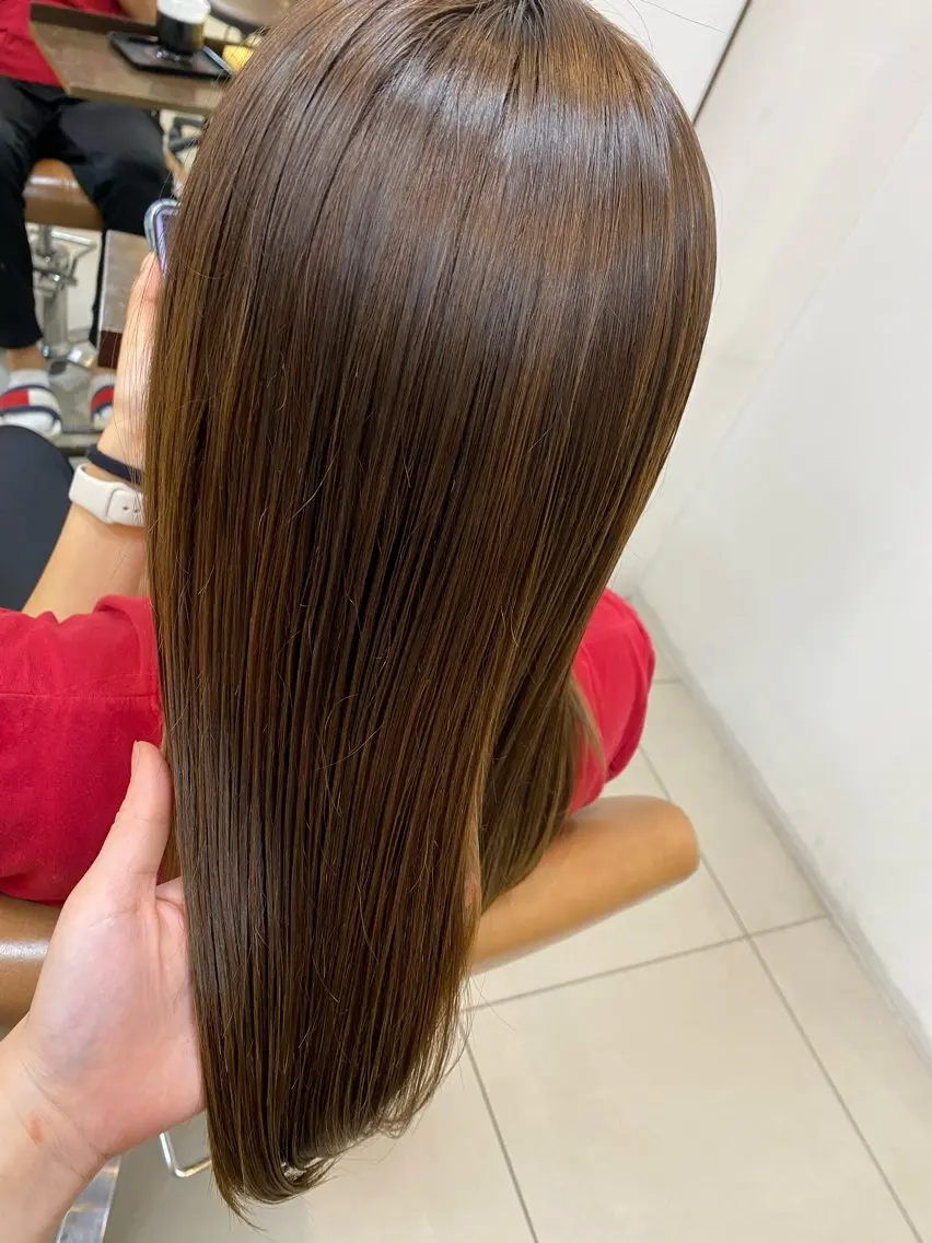 ロング 池田 菜摘のヘアスタイル