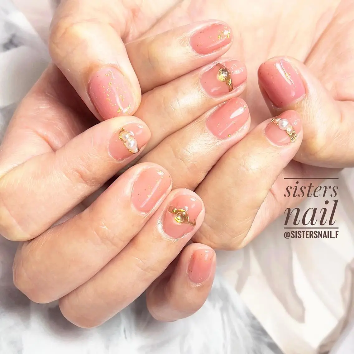 ネイル アートネイル キラキラネイル ラメ(グリッター) オフィスネイル ショートネイル sisters nail.fのネイルデザイン