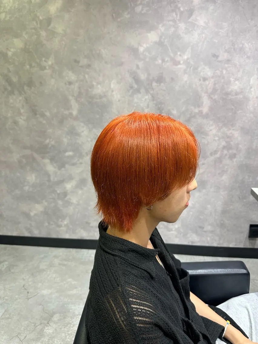カラー メンズ メンズブリーチ ブリーチ オレンジ 楠奥 結衣のヘアスタイル