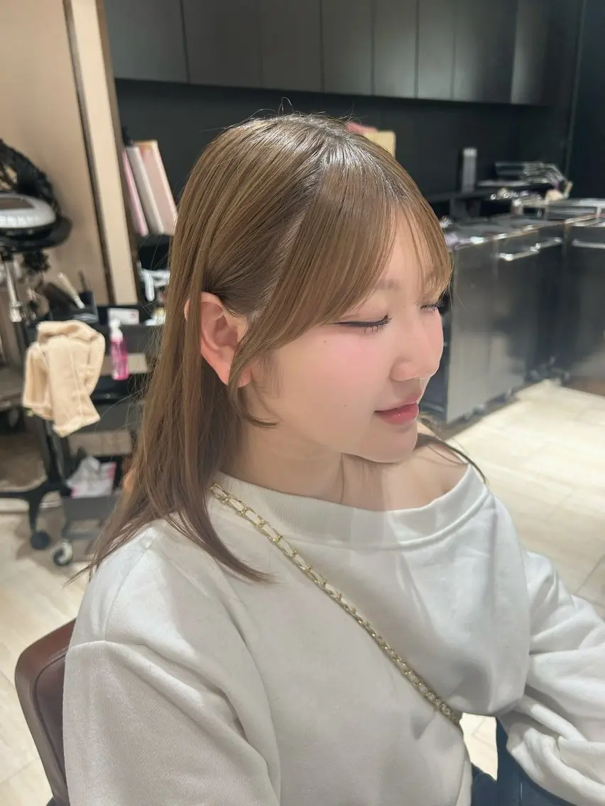 セミロング カット ヘアカラー トリートメント 🎀大竹美侑/顔まわ りカット/レイヤーのヘアスタイル