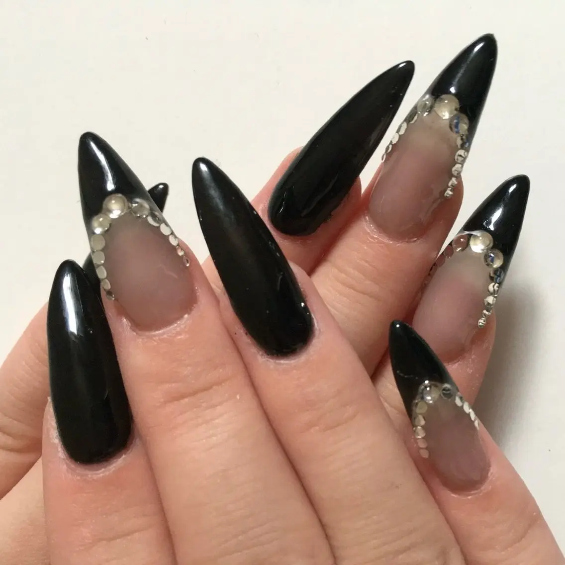 ネイル ハンドネイル cocoro🖤 y2k/個性派ネイルのネイルデザイン