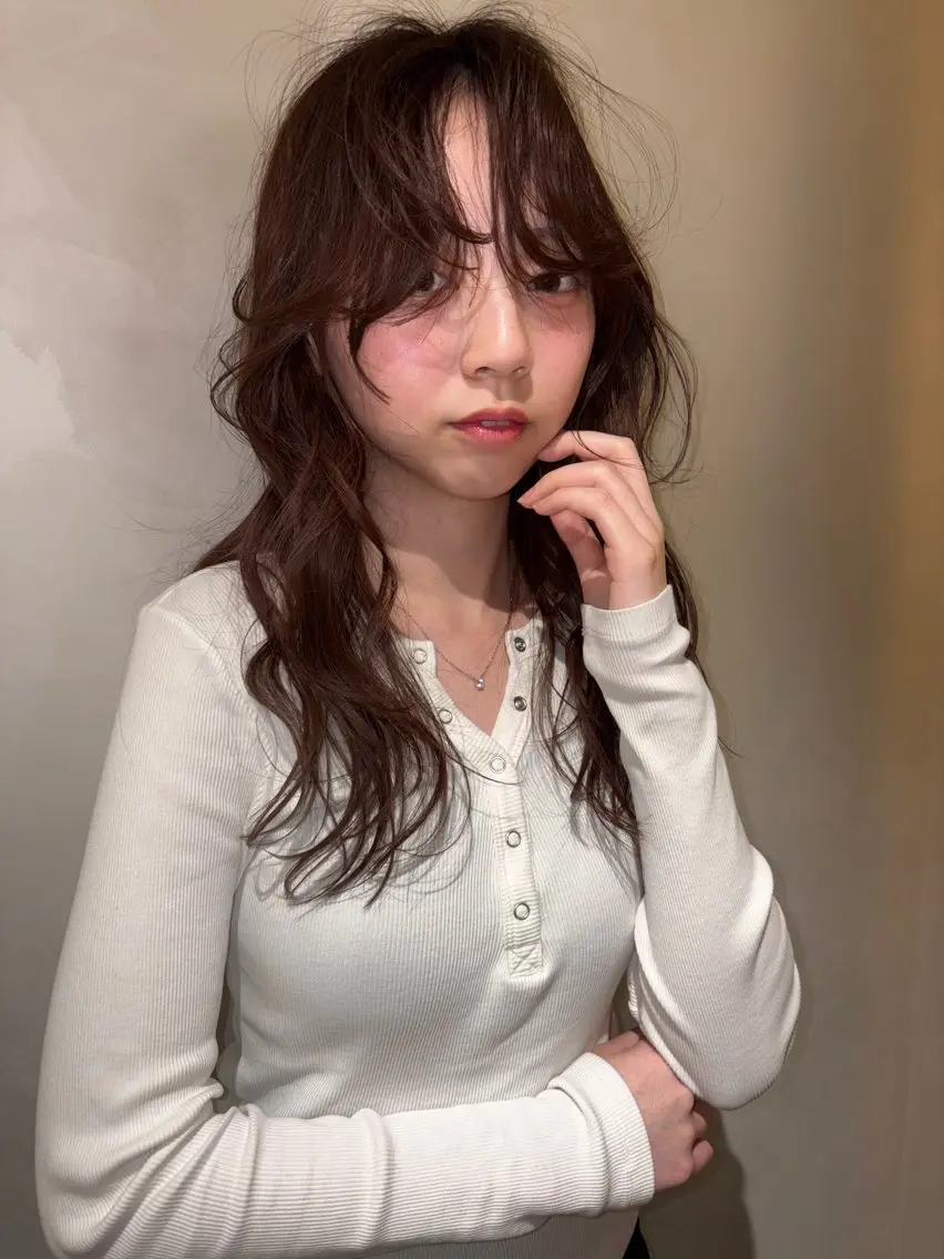 ロング mio／ 大阪美容室のヘアスタイル