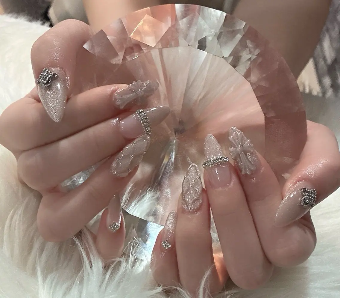 ネイル LoaChaton kaeのネイルデザイン