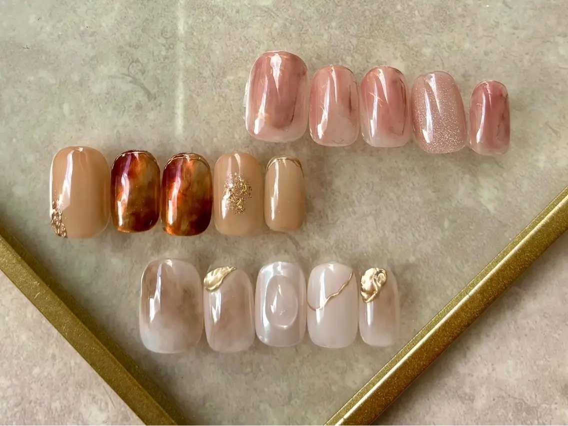 ネイル ニュアンスネイル aoi .のネイルデザイン