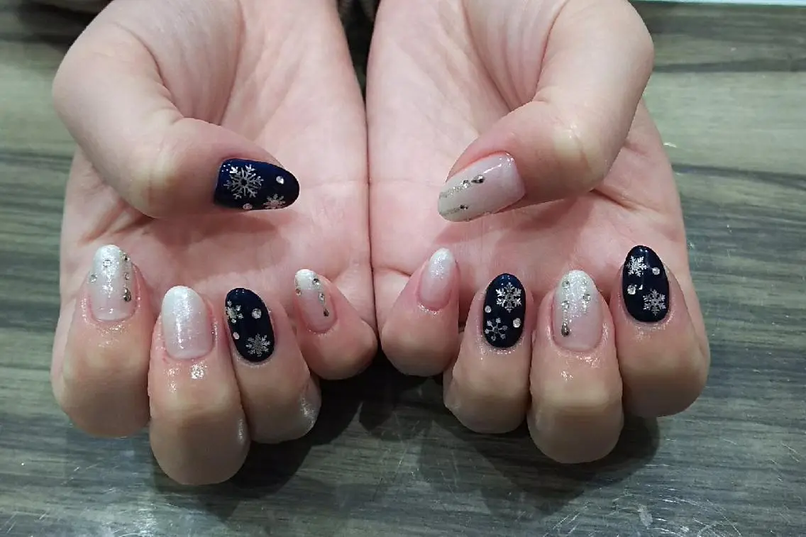 ネイル ネイビー ハンドネイル Progress Nailのネイルデザイン