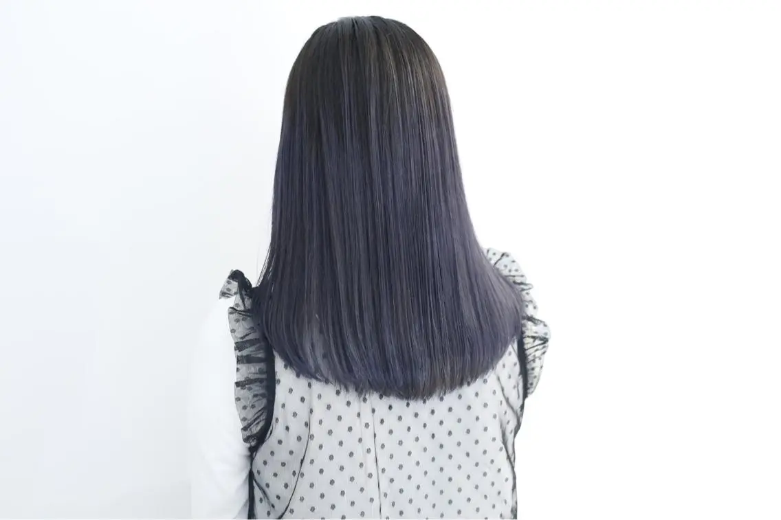 セミロング カラー 鈴木 美紅のヘアスタイル