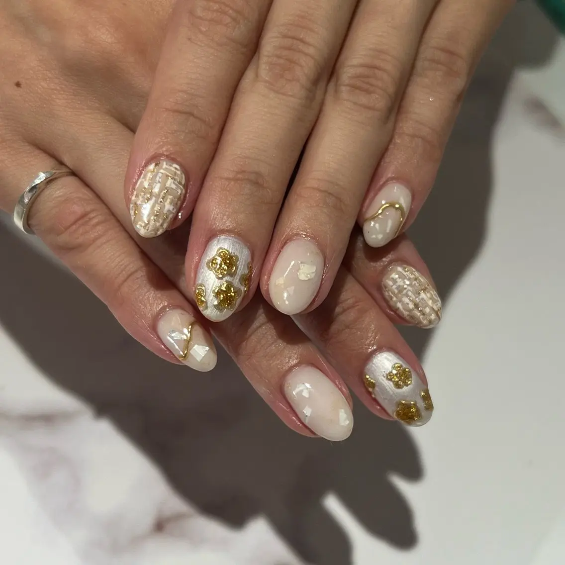 ネイル SHELLNAIL しおりのネイルデザイン
