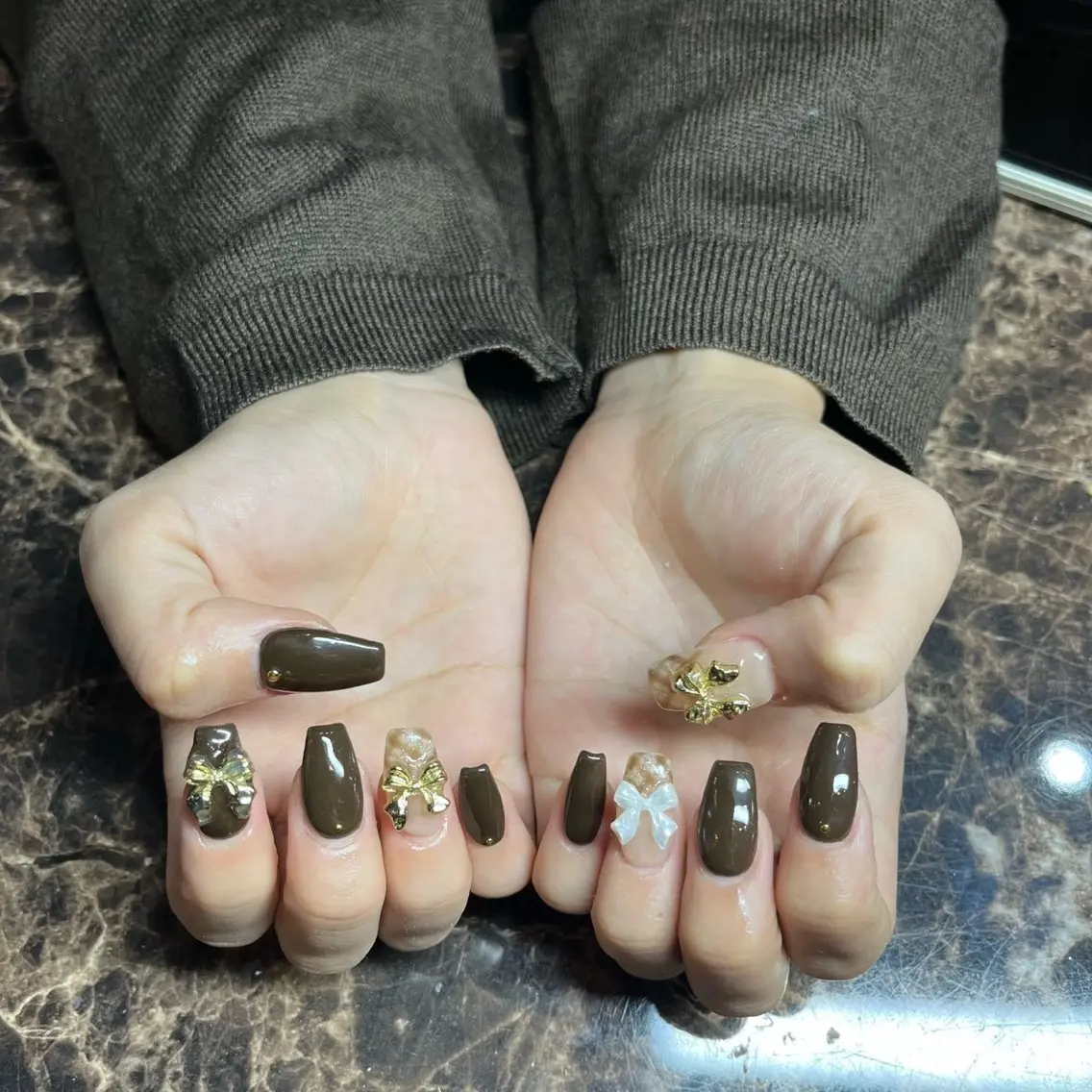 ネイル ハンドネイル IROHA nail Ami🐊🎀のネイルデザイン