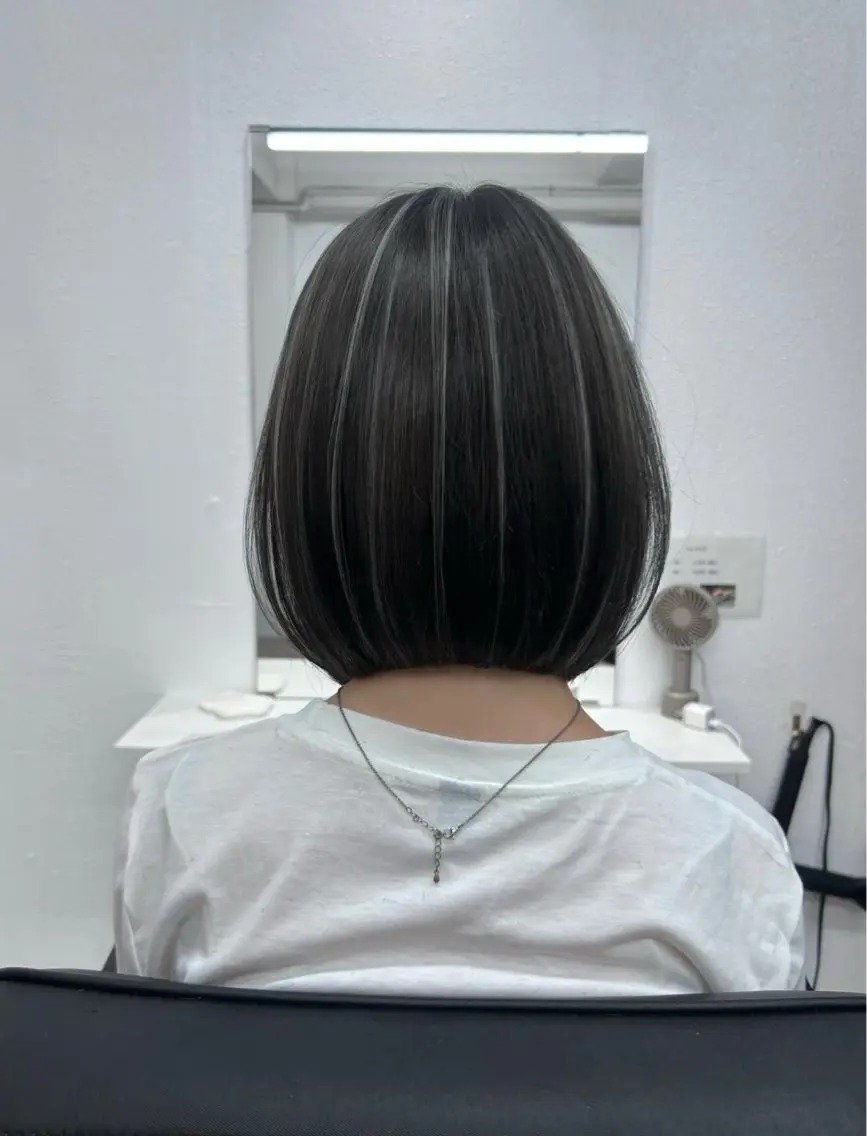 ショート カラー ブリーチ ハイライトカラー ハイライト ヘアカラー ハイライト/レイヤー 河原町/Manatoのヘアスタイル