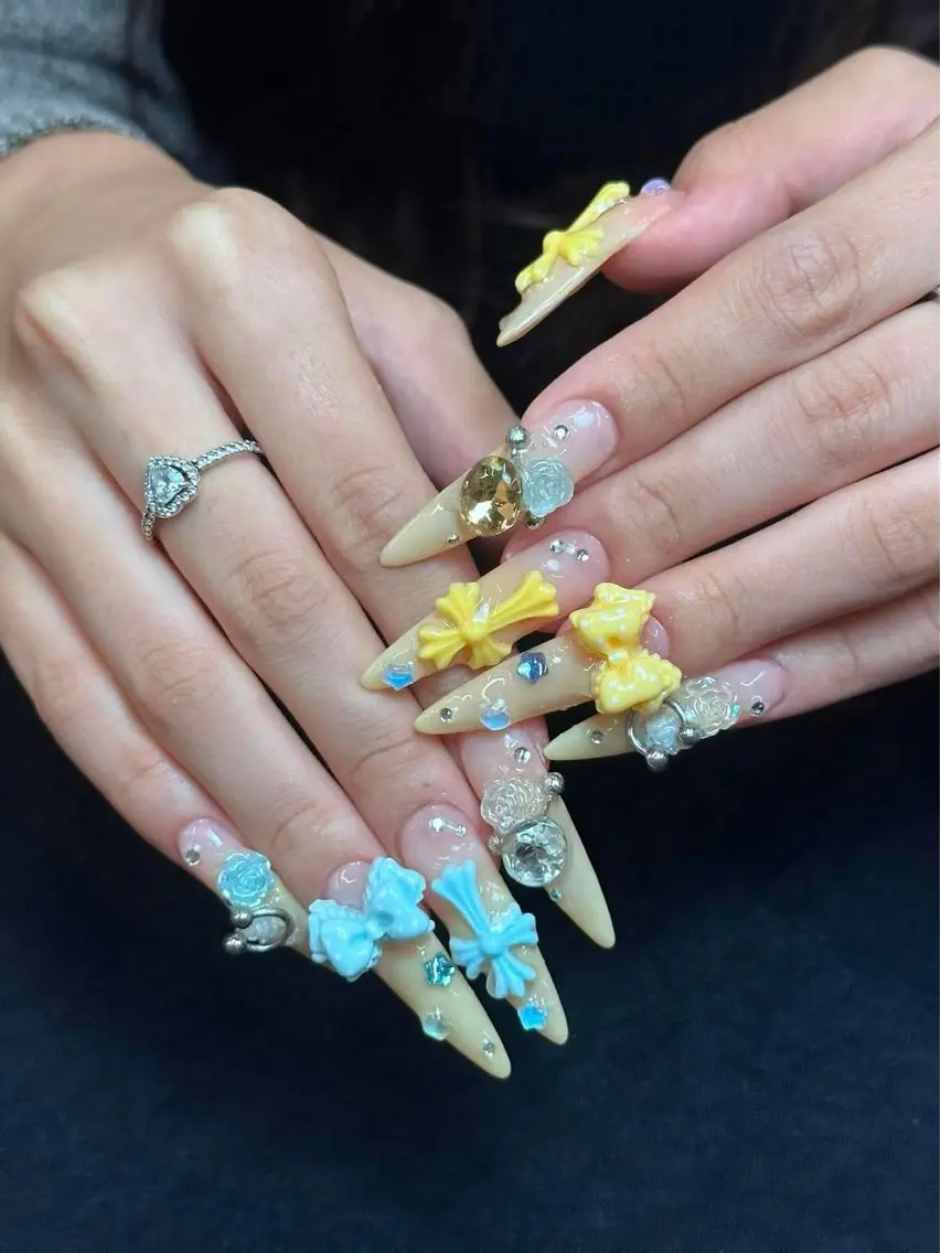 ネイル アートネイル フレンチネイル ジェルネイル 韓国ネイル マグネットネイル HAPPI NAIL 大国町のネイルデザイン