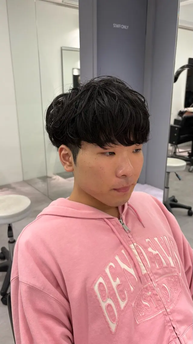 ミディアム パーマ メンズ ミディアムパーマ メンズパーマ カット パーマ 高橋 周のヘアスタイル