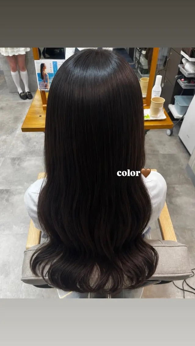 ロング カラー ヘアカラー 縮毛矯正✨艶カラー 🤍佐々木彩衣のヘアスタイル