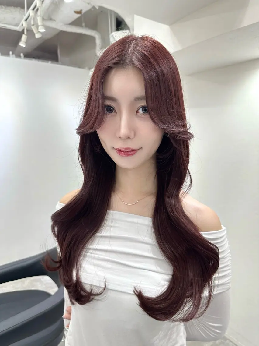 ロング カラー ミディアムレイヤー 添田晃基のヘアスタイル