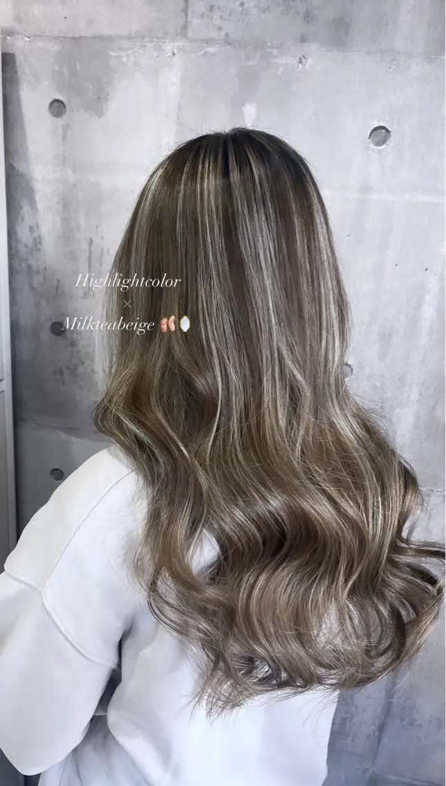 ロング カラー ヘアアレンジ ハイライトカラー ハイライト ヘアカラー トリートメント ♡🎀垢抜け透明感 カラーaomi🐇♡のヘアスタイル
