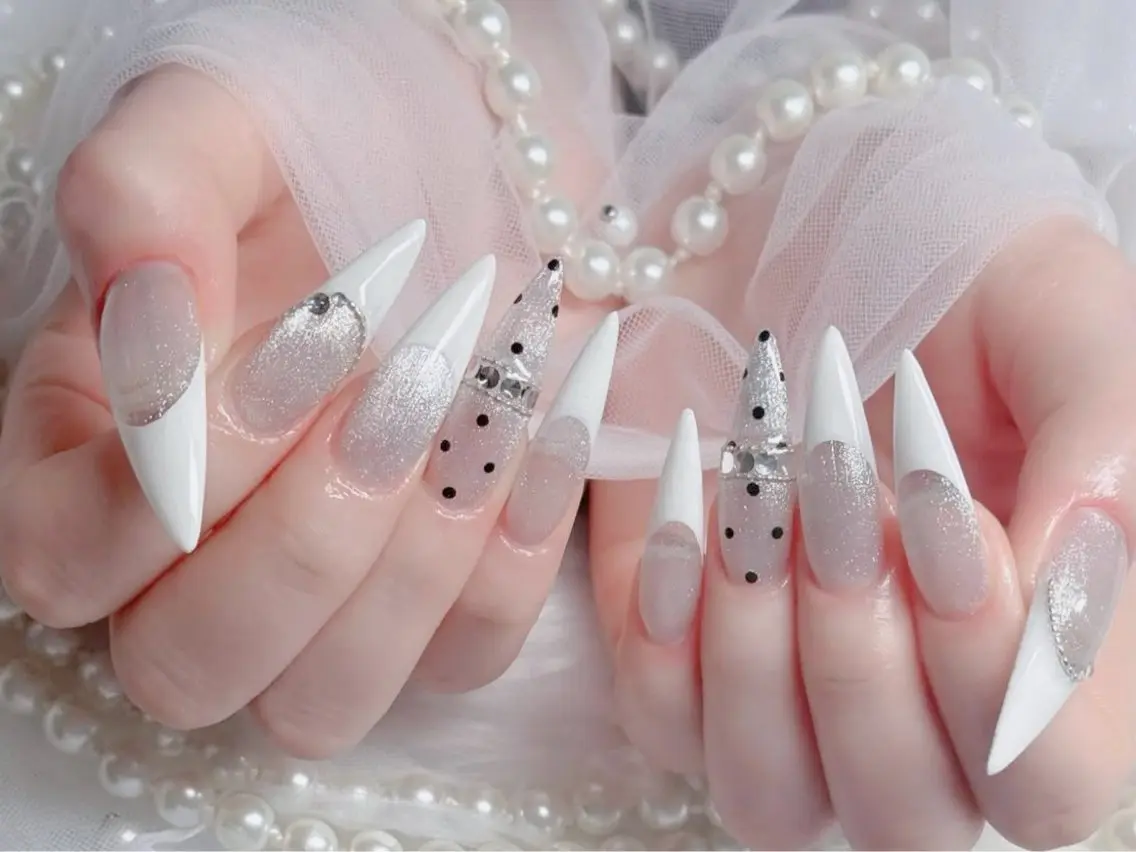 ネイル チークネイル 長さ出し フレンチネイル ジェルネイル ガーリー Sora  Nail Studioのネイルデザイン