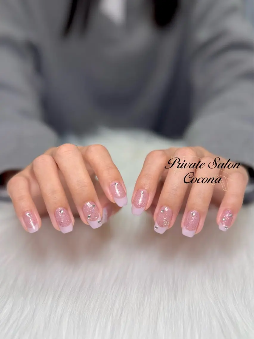 ネイル フレンチネイル ガーリー ハンドネイル プライベートサロン nailcoconaのネイルデザイン