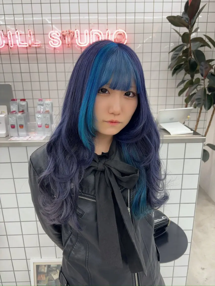 ロング カラー ブリーチ 透明感カラー デザインカラー ダブルカラー イヤリングカラー カット ヘアカラー トリートメント 🫧‪Ameri🫧 Emma ecoleのヘアスタイル
