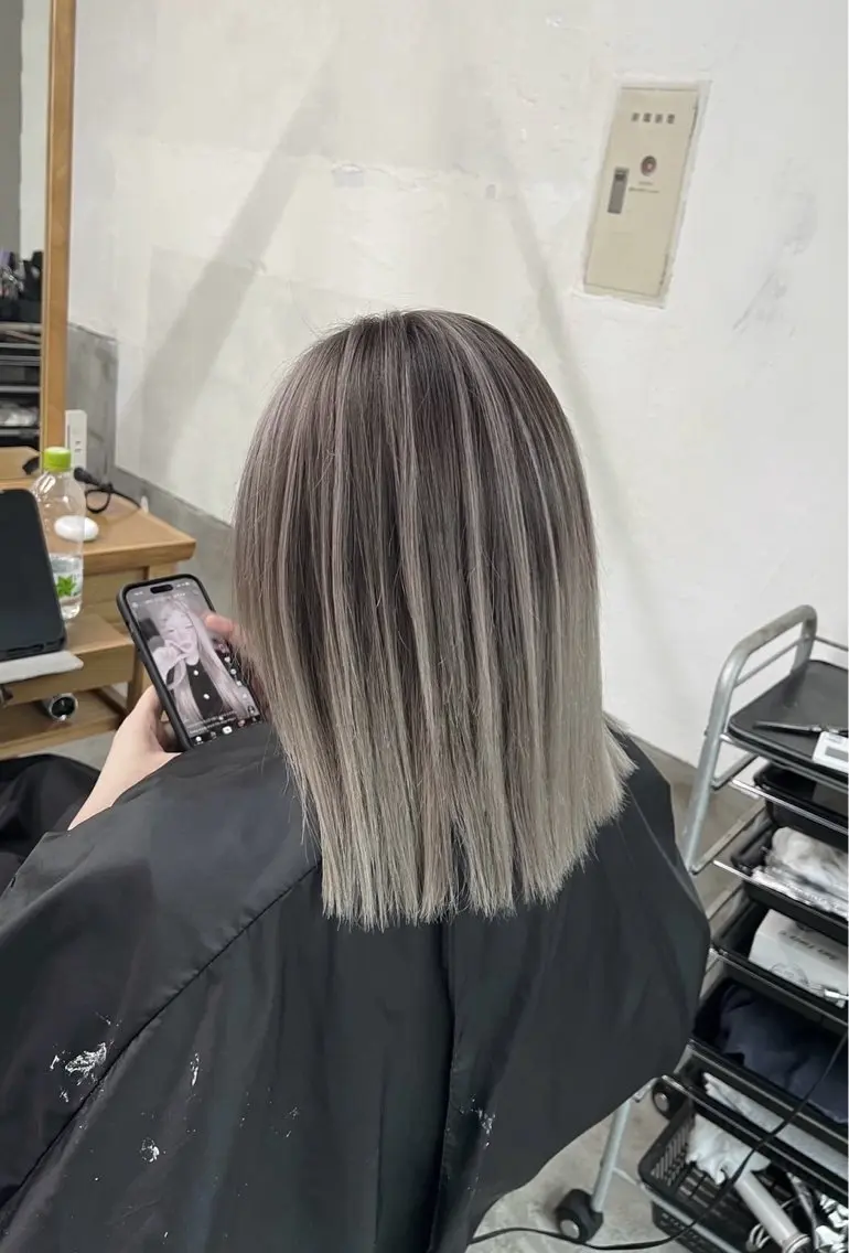 ミディアム カラー バレイヤージュ レイヤーカット 指名数No.1 /NAOYAのヘアスタイル