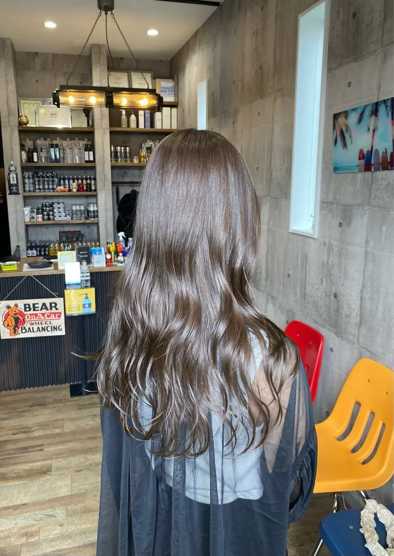 ロング カラー ヘアカラー わたぬき りるのヘアスタイル