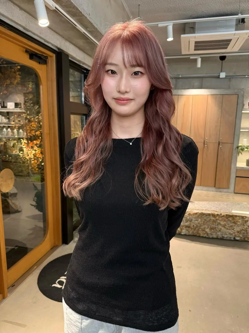 ロング カラー ピンクカラー ヘアカラー 平野 美羽 /ブリーチモデルのヘアスタイル