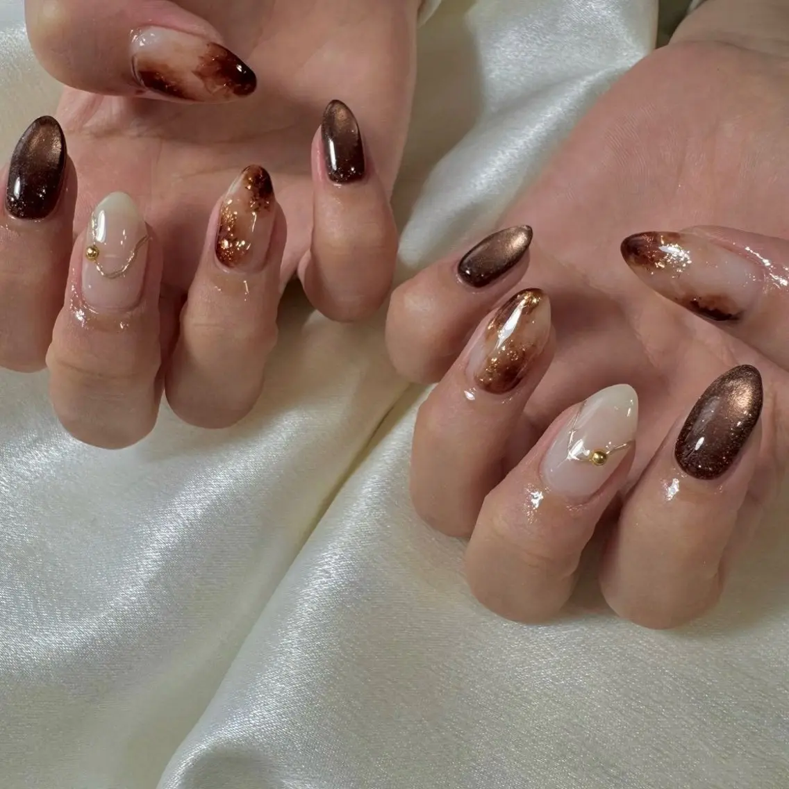 ネイル アニマル柄 オーロラネイル フットネイル フレンチネイル ジェルネイル ハンドネイル mogunail &blowのネイルデザイン