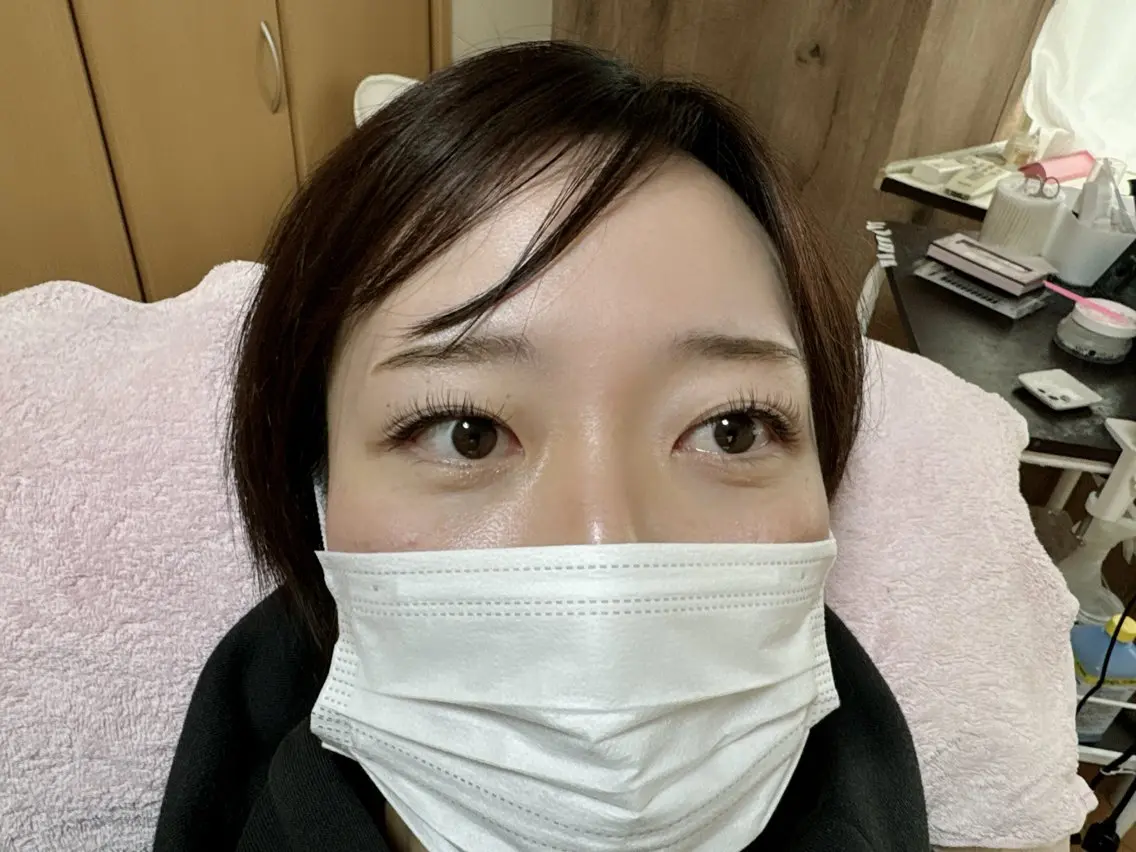 マツエク・マツパ アップワードラッシュ 伊藤名紬 マツエク専門のマツエク・マツパデザイン