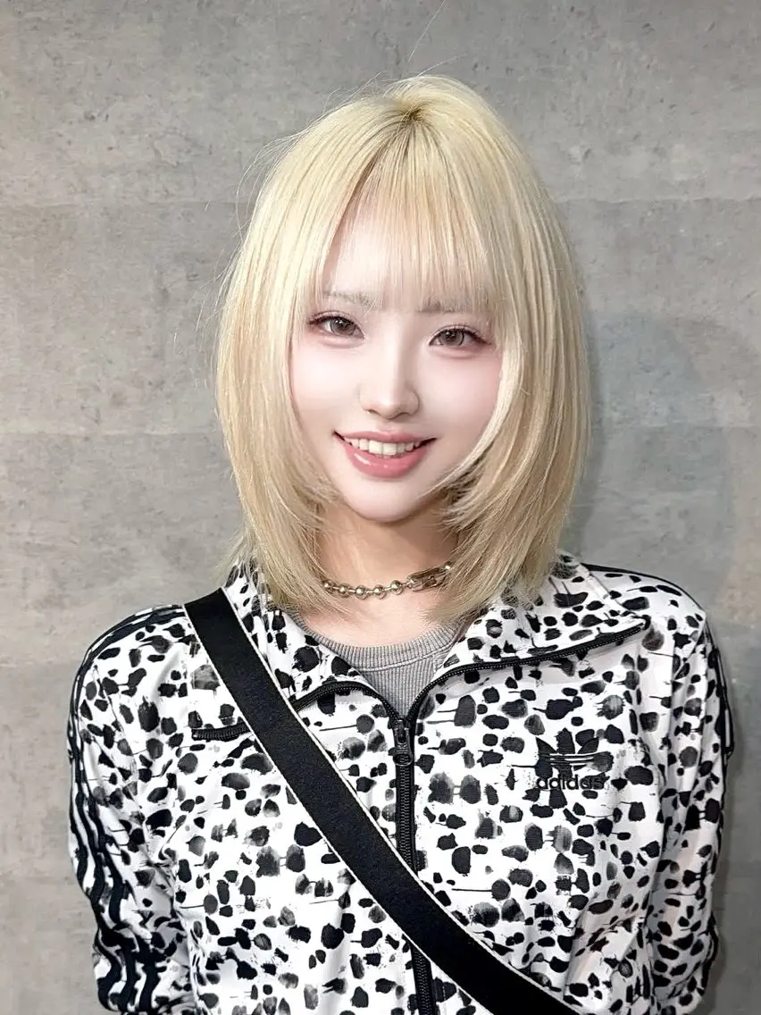 ショート カラー 抜きっぱなしブロンド ウルフカット エクステ×ブリーチ× 推しカラー🌟Kのヘアスタイル
