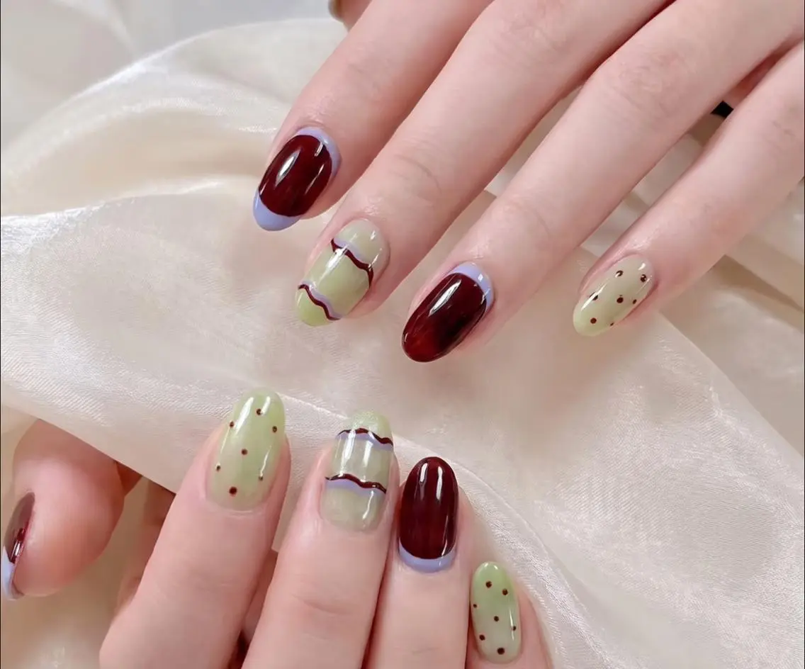 ネイル ハンドネイル TiTi Nail🫧のネイルデザイン