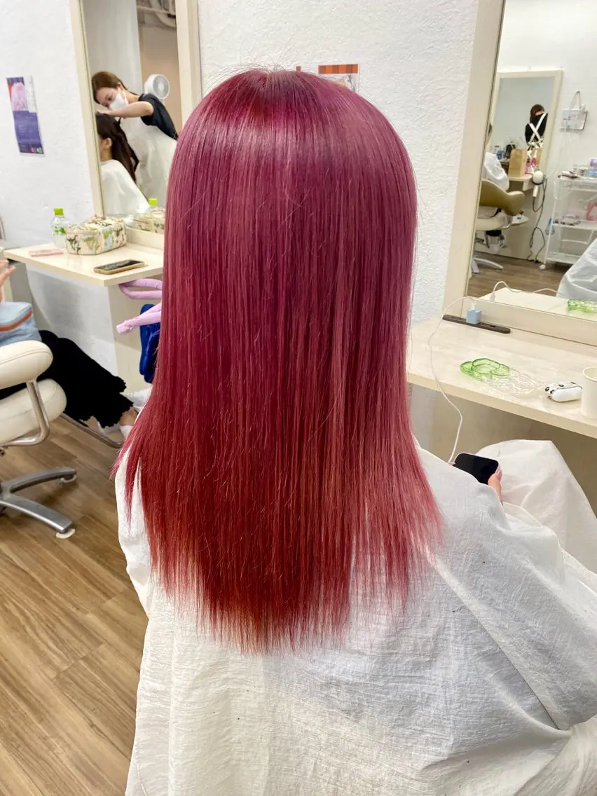 セミロング カラー ヘアアレンジ ピンクカラー カット ヘアカラー トリートメント GLOSS 心斎橋 山上のヘアスタイル