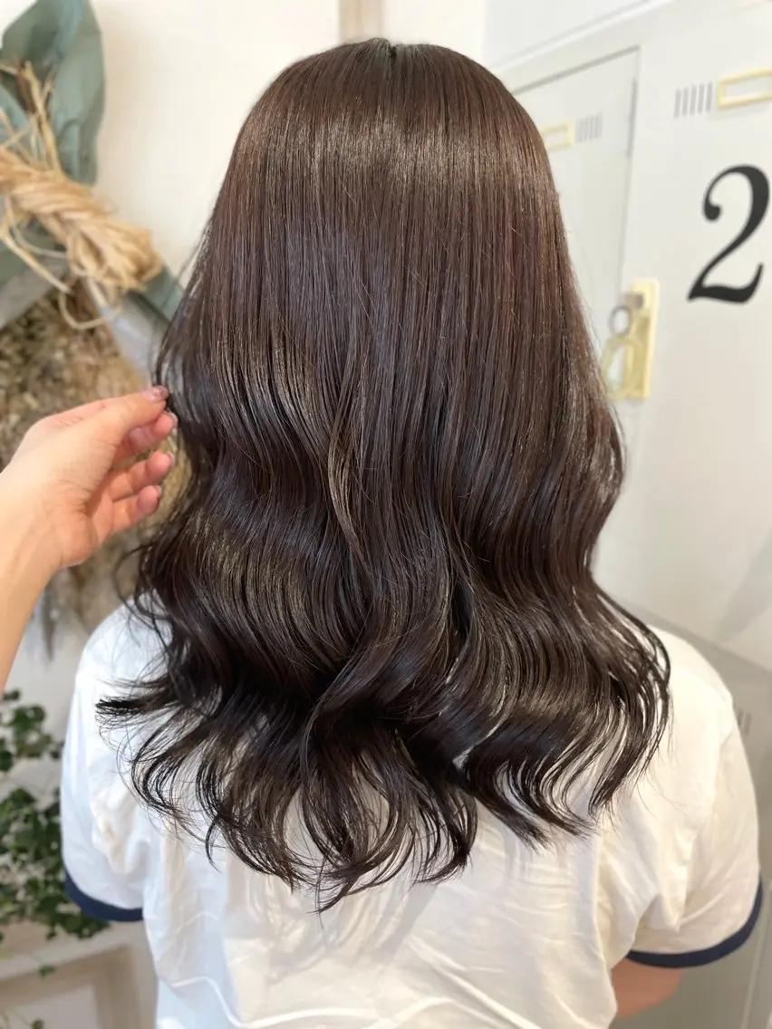 セミロング カラー 透明感カラー グレージュ ヘアカラー merc.🐰澤田 凜のヘアスタイル