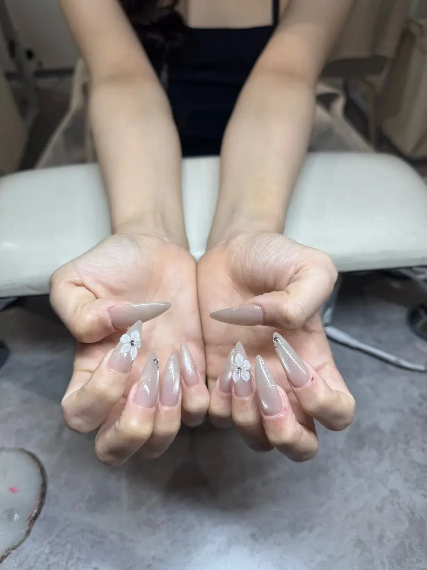ネイル ハンドネイル IROHA NAIL 北村菜帆のネイルデザイン