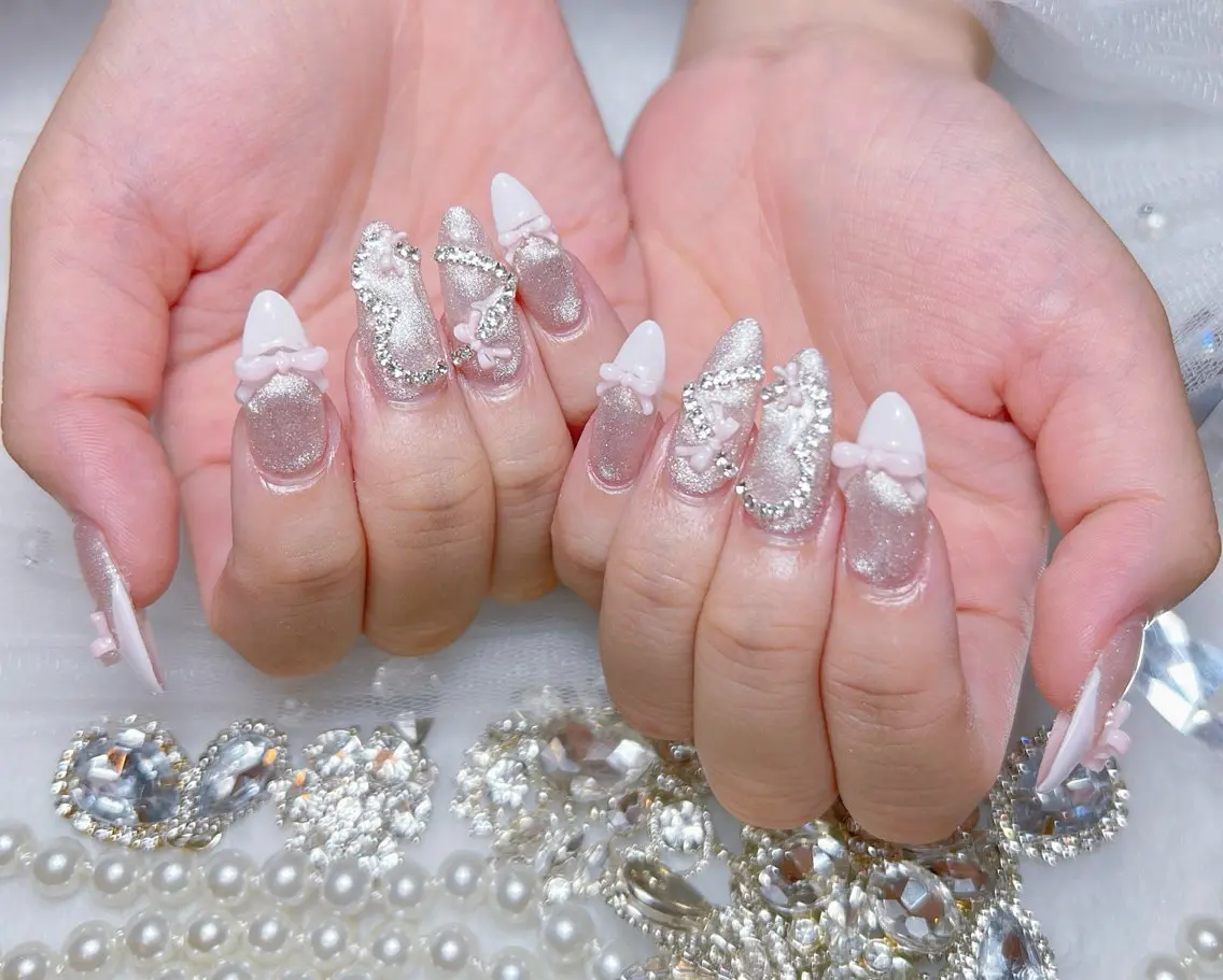 ネイル アートネイル オーロラネイル チークネイル 長さ出し フットネイル Miya _nailのネイルデザイン