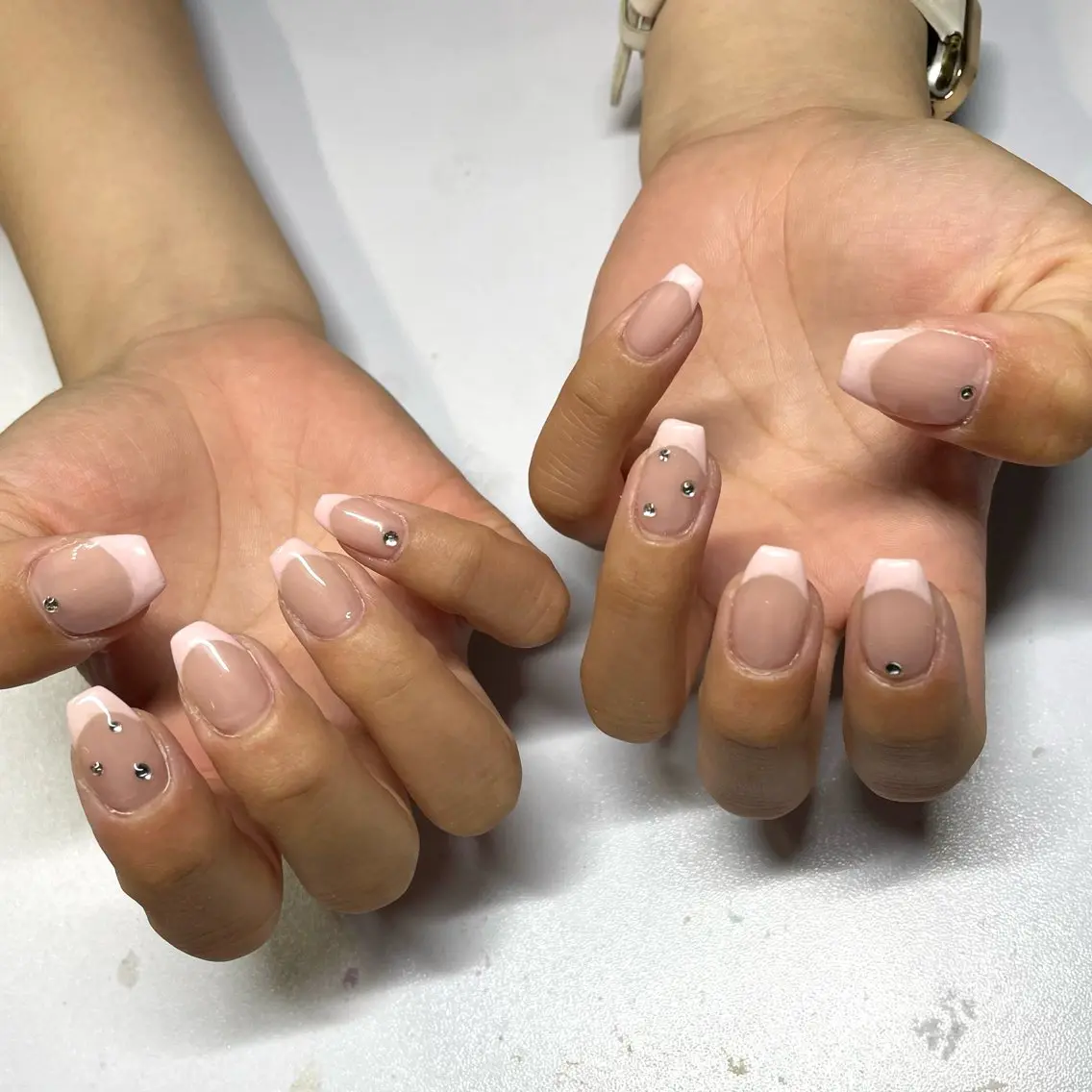 ネイル フレンチネイル ハンドネイル IROHA NAIL 横山佳那のネイルデザイン