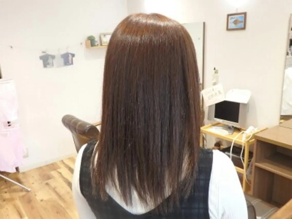カラー セミロング アッシュ オーガニックカラー 北福 友晴のヘアスタイル